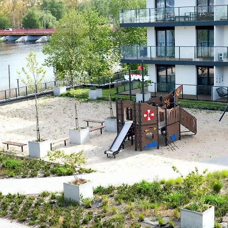 In Near Sandy Apartman Dziwnów